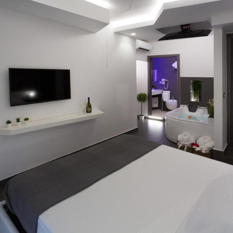 Le Suites Del Duomo - Queen Room with Spa Bath - 10
