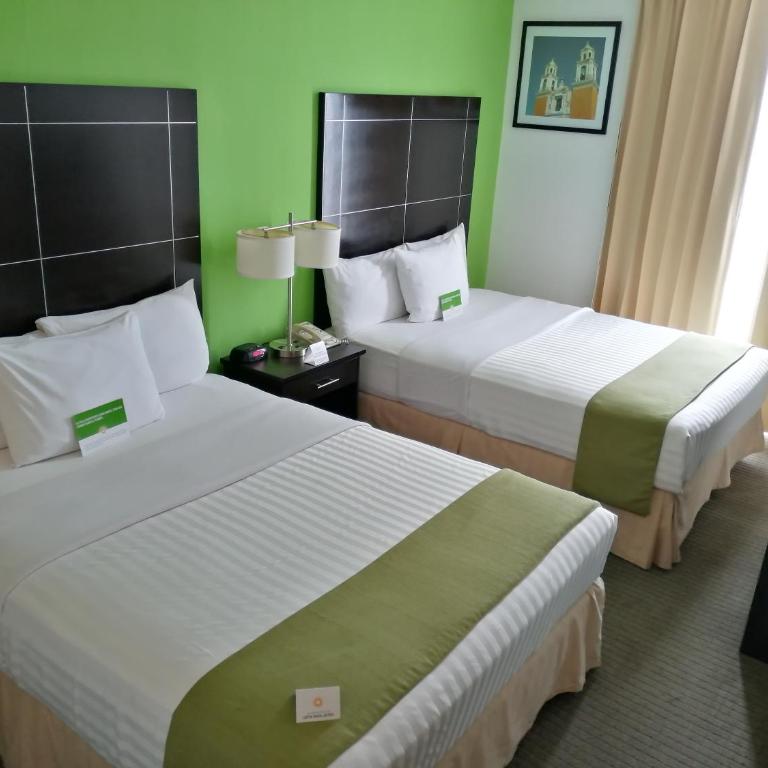 La Quinta by Wyndham Puebla Palmas Angelopolis - Habitación Doble Deluxe con 2 camas dobles - Adaptada para personas de movilidad reducida - No fumadores - 3
