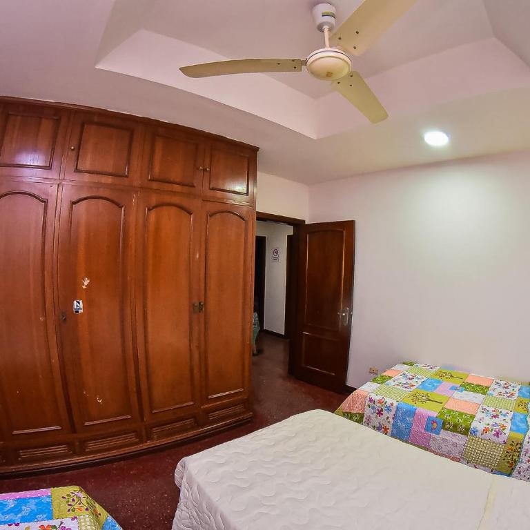 Palmera Hotel CDE - Habitación Triple Básica con baño compartido - 4