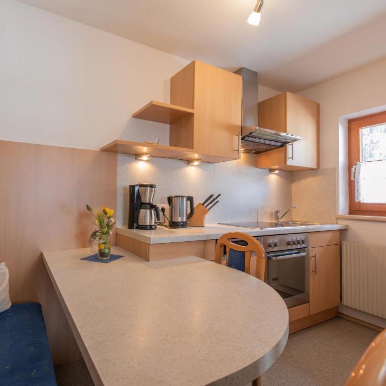 Ferienheim Gabi - Apartment mit 2 Schlafzimmern und Bergblick - 2