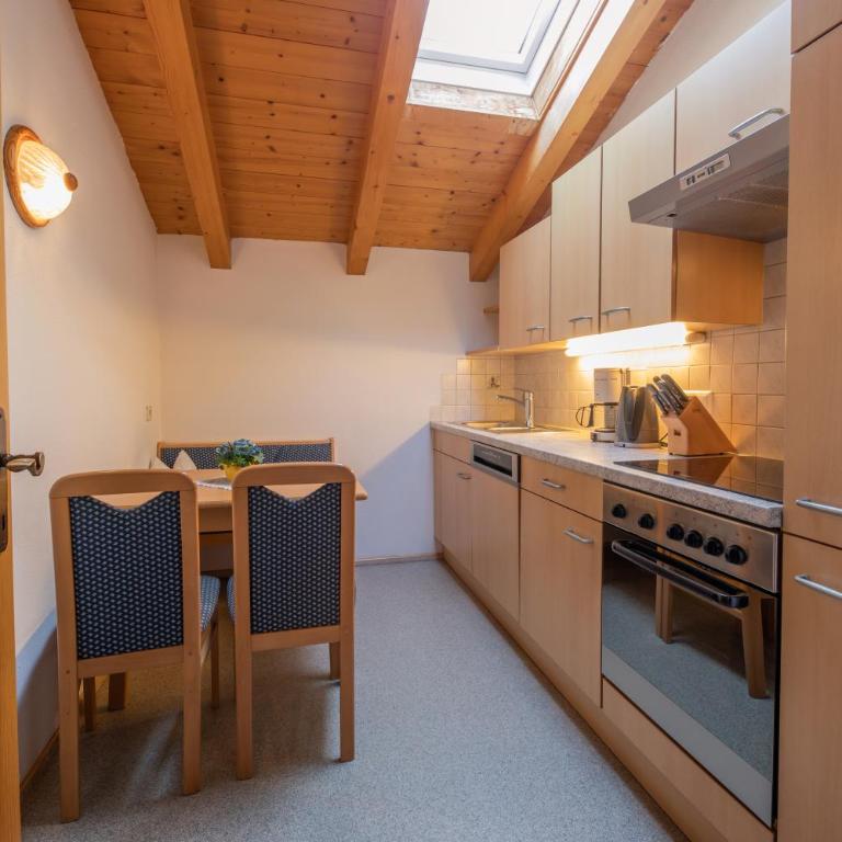 Ferienheim Gabi - Apartment mit 2 Schlafzimmern und Balkon - 2