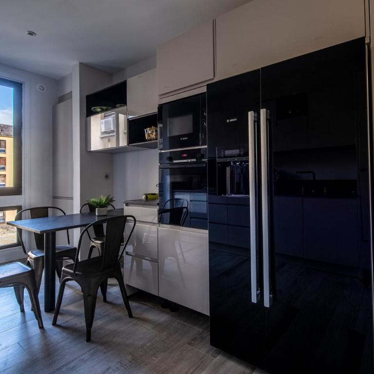 Appartement Front de Mer Hyper Centre - Three-Bedroom Apartment - 5