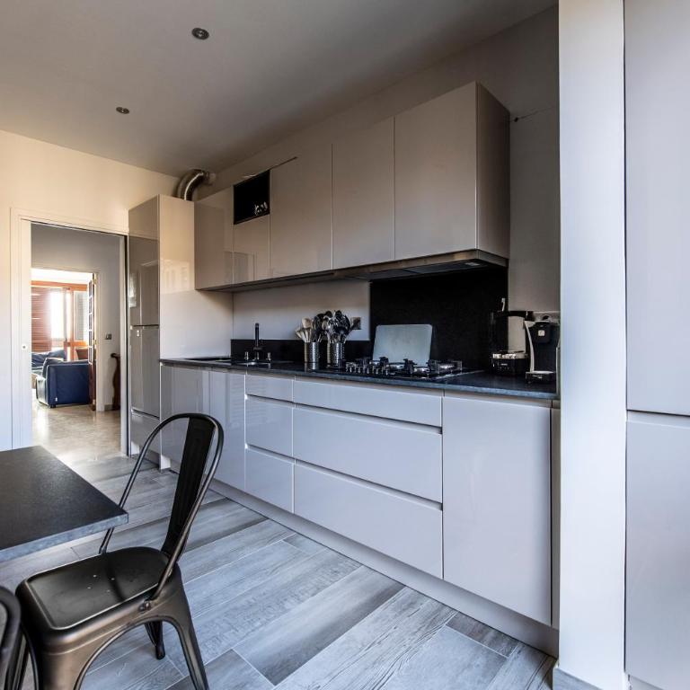 Appartement Front de Mer Hyper Centre - Three-Bedroom Apartment - 33