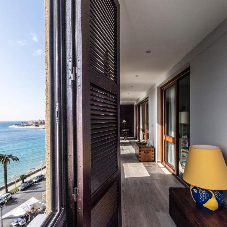 Appartement Front de Mer Hyper Centre - Three-Bedroom Apartment - 20