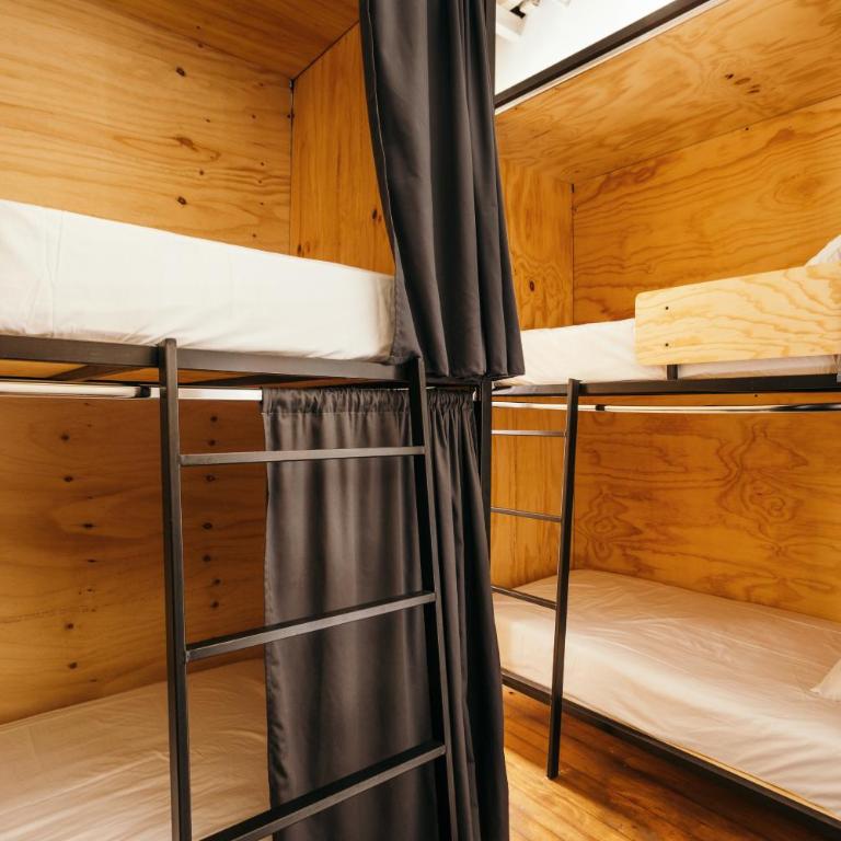 CASA MX alameda - Bed in 8-Bed Mixed Dormitory Room - 2