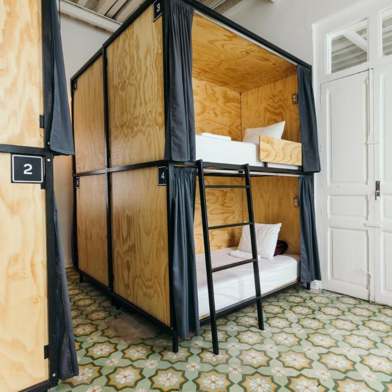 CASA MX alameda - Bed in 6-Bed Dormitory Room - 3