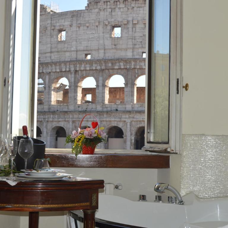jacuzzi in front of the colosseum - Appartamento con 2 Camere da Letto - 2