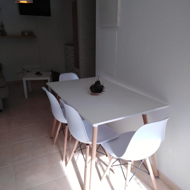 DavidSara - Two-Bedroom Apartment - 15