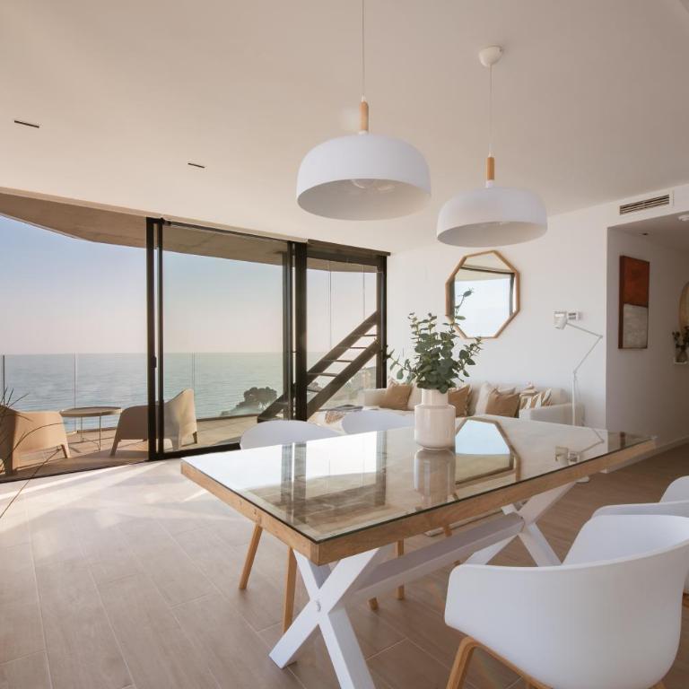 Modern sea front jacuzzi Blue Sky - Two-Bedroom Apartment - 8