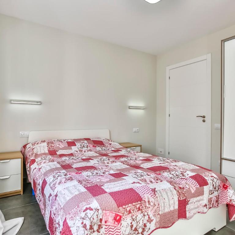 Vacaciones Perfectas en la Playa Calafell - Casa de 4 dormitorios - 16