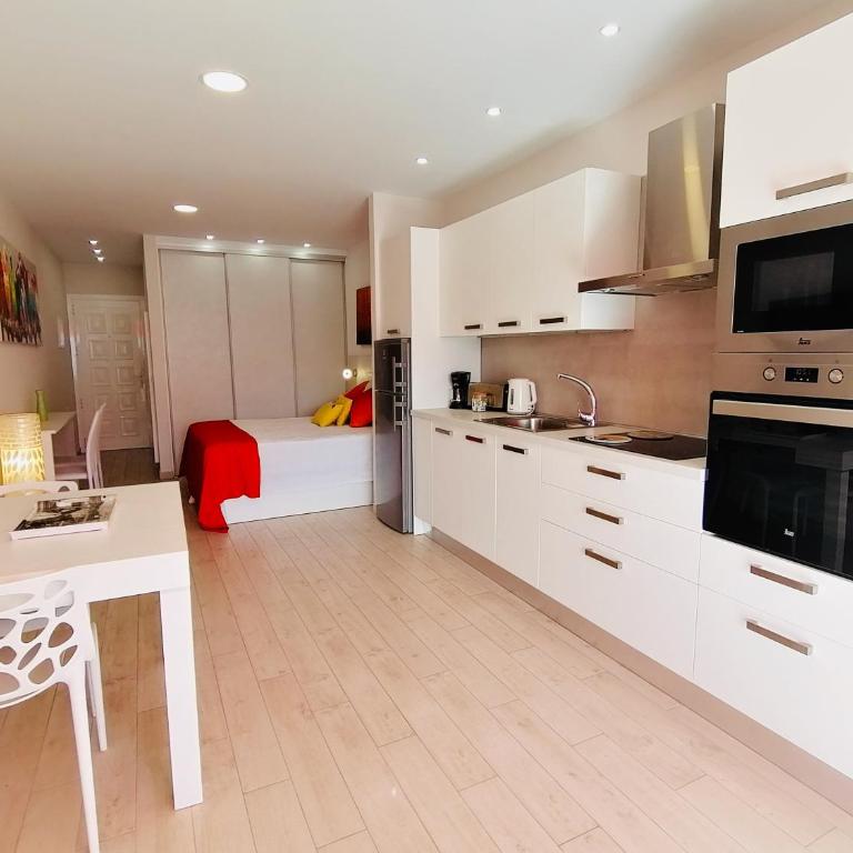 Sun & View Holiday Home - Apartamento - 25