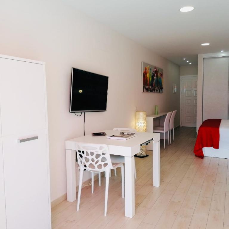 Sun & View Holiday Home - Apartamento - 15