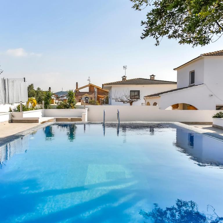 Vacaciones Perfectas en la Playa Calafell - Casa de 4 dormitorios - 55