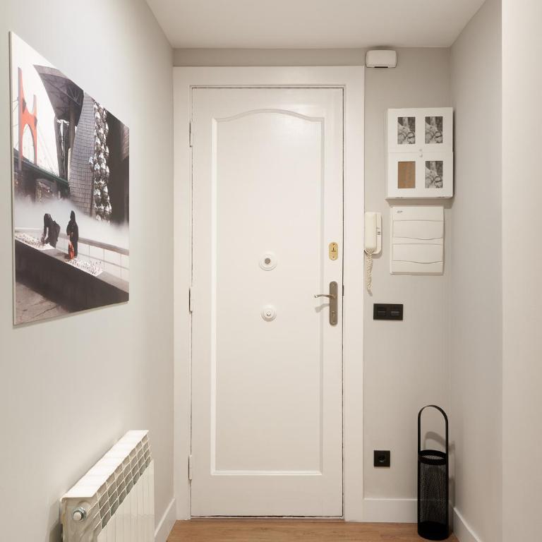 Alameda Recalde Centro - Two-Bedroom Apartment - 13