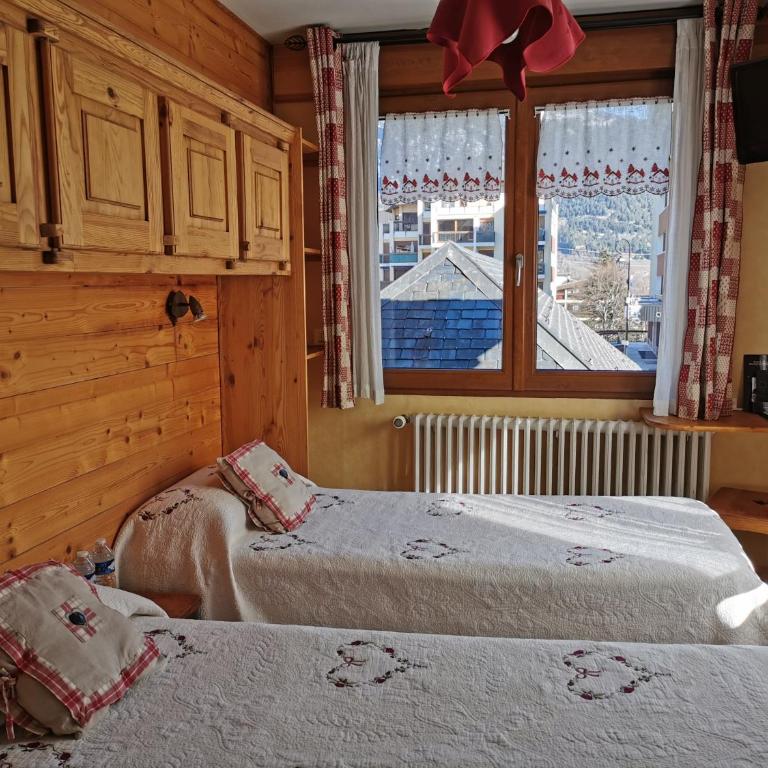 Hôtel Arolla - Chambre Lits Jumeaux - 4
