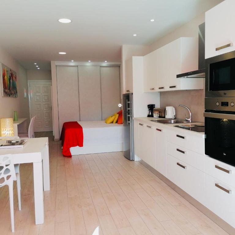 Sun & View Holiday Home - Apartamento - 23