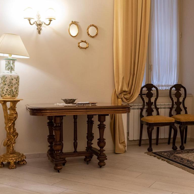 Domus Borbonica - Appartamento con 4 Camere da Letto - 7