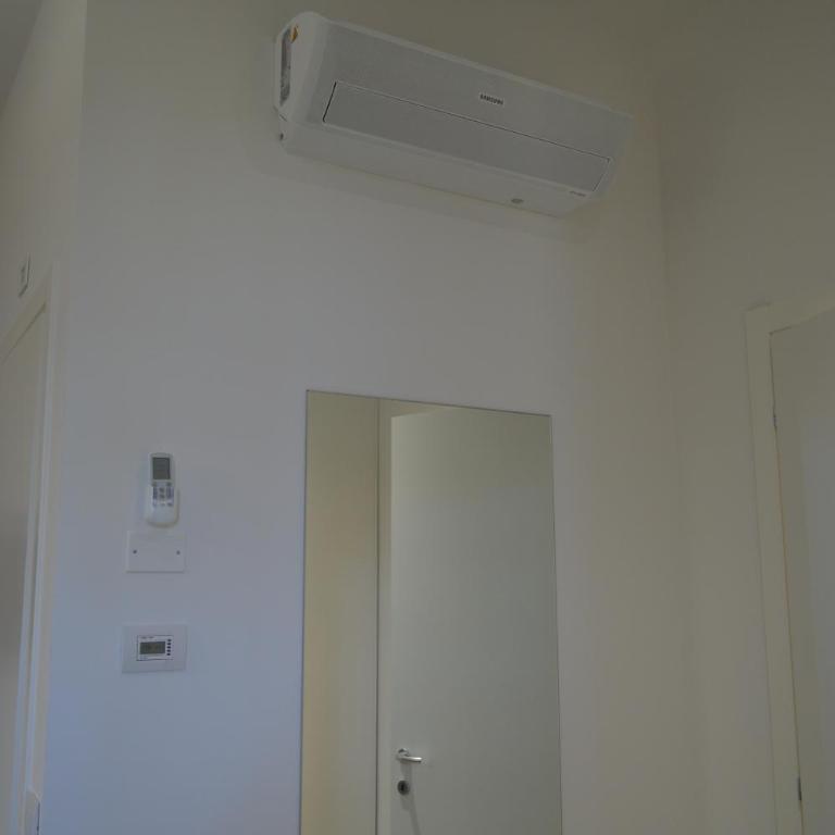Camere Scandellara 24 - Camera Matrimoniale con Bagno Privato - 21