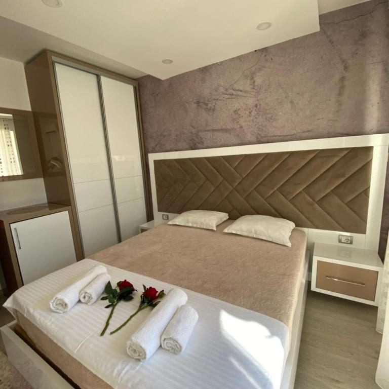 Villa Premier - Dvokrevetna Soba sa Bračnim Krevetom i Terasom - 3