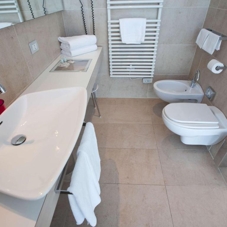 Best Western Plus Net Tower Hotel Padova - Camera King Superior - 8
