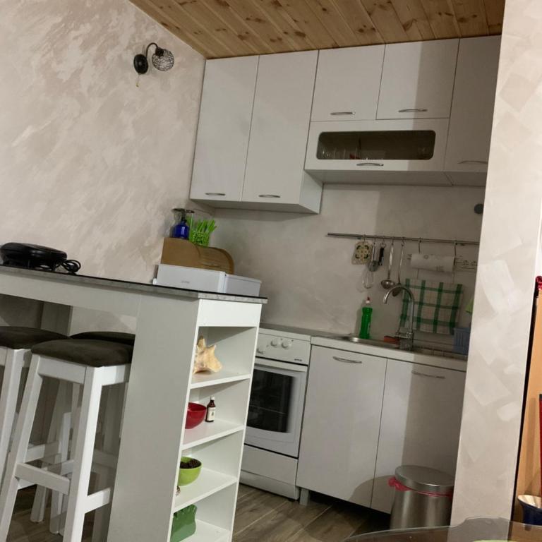FeĐoNi - Three-Bedroom Vacation Home - 18