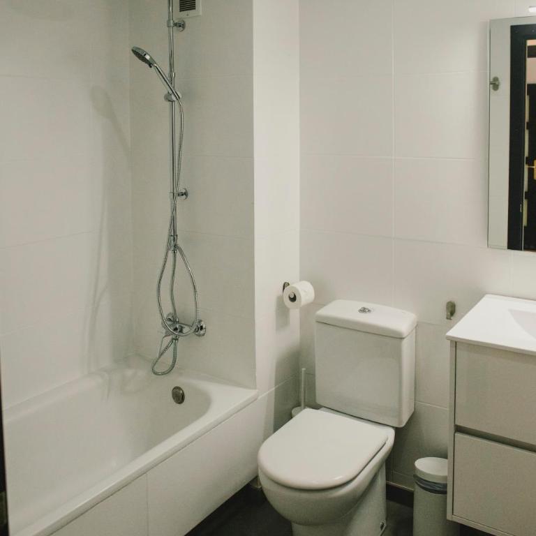 BBarcelona Central Boutique Apartments - Two-Bedroom Apartment - 7