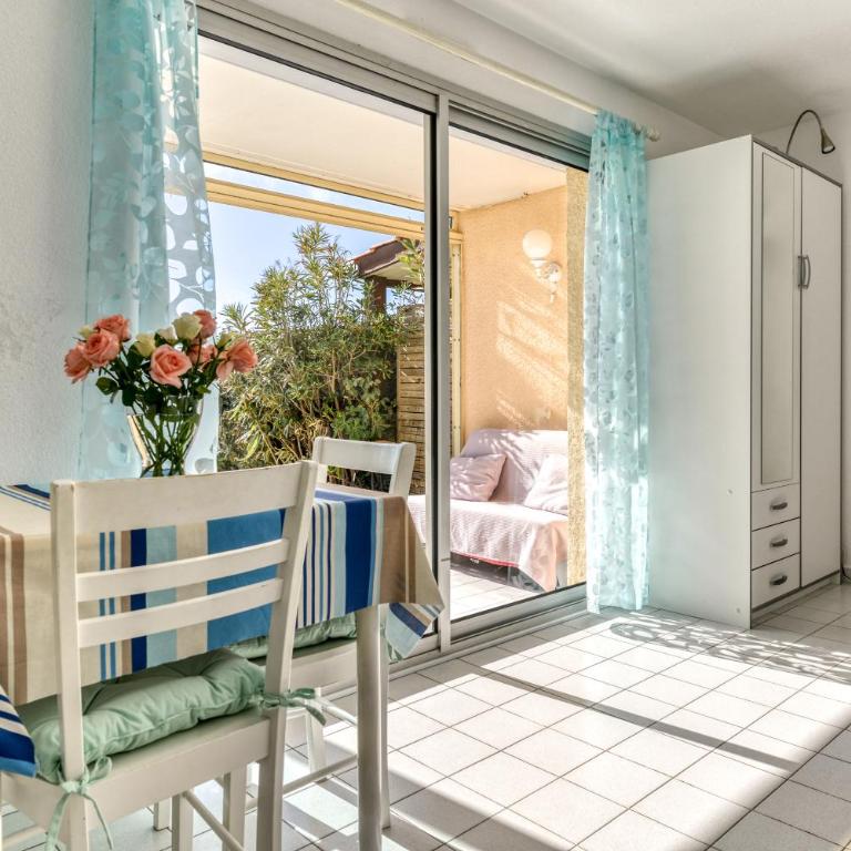 Arcadia Appartement - Vue sur Mer - Chambre Familiale - Vue sur Mer - 5