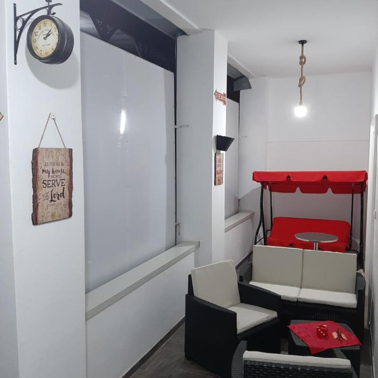 Apartmani LolaNola - Apartment with Terrace - 1