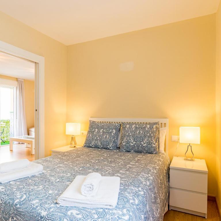 Alferez II by ELE Apartments - Deluxe Apartment - 4