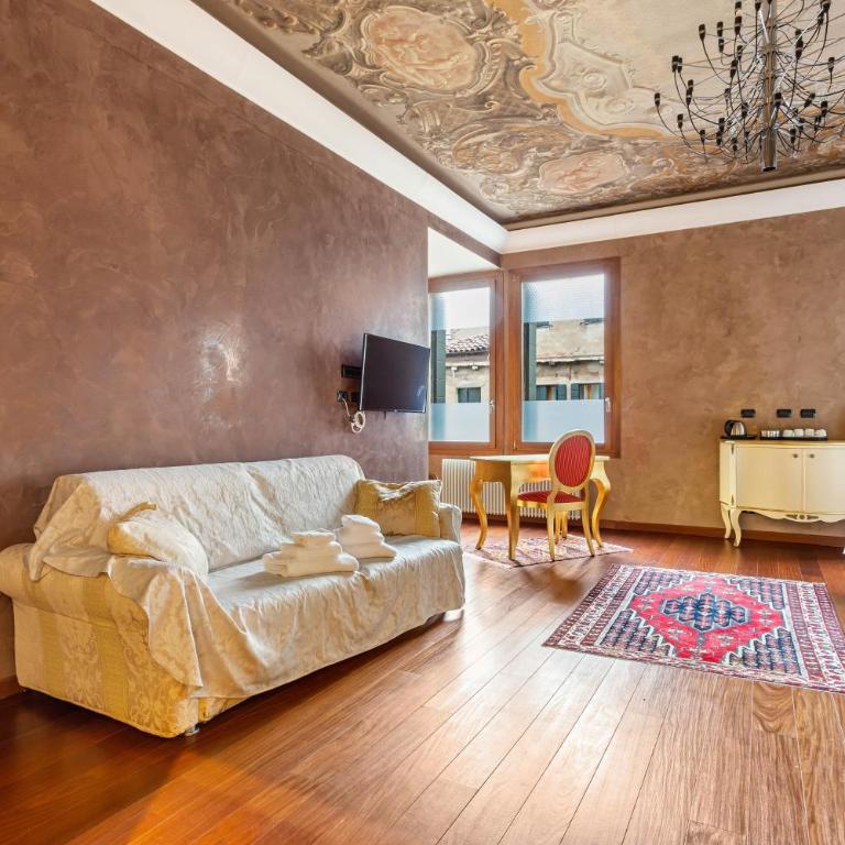 Top Venice Apartments and Rooms Ostreghe Bridge - Camera Quadrupla - 3