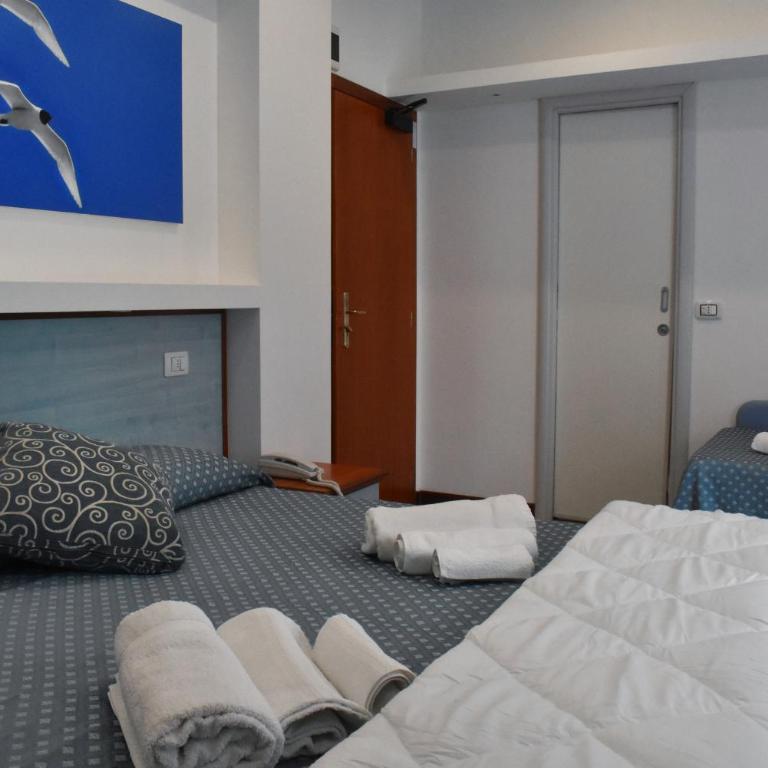 Hotel Brienz - Camera Familiare Standard - 1