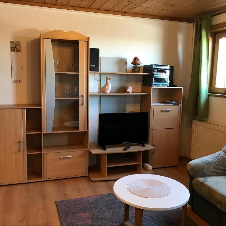 Ferienwohnung Angelika Neuner - Apartment mit Terrasse - 2
