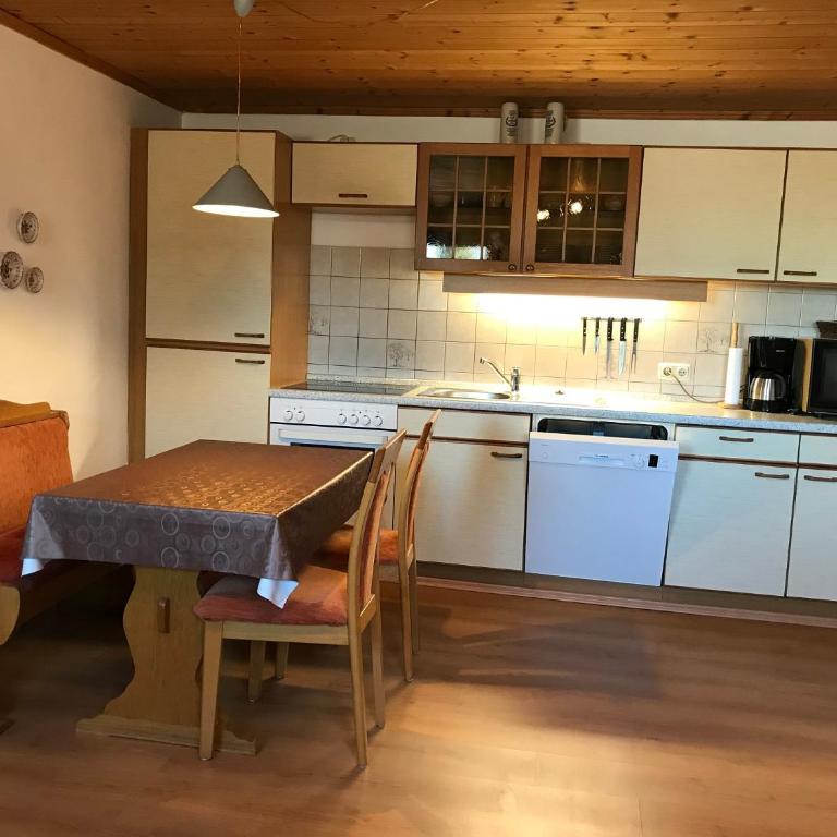 Ferienwohnung Angelika Neuner - Apartment mit Terrasse - 10
