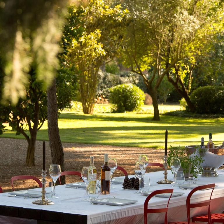 Domaine de la JASSO, Demeure de grand luxe au pied de la Cité de Carcassonne, piscines et parc animalier - Ferienhaus - 50