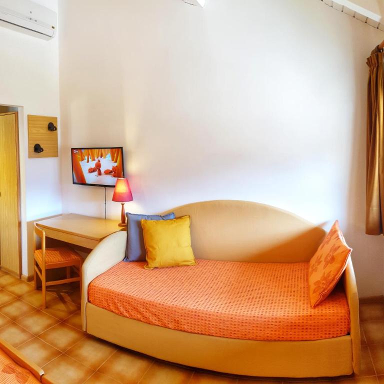 Family Hotel Primavera - Camera Familiare con Bagno Privato - 10
