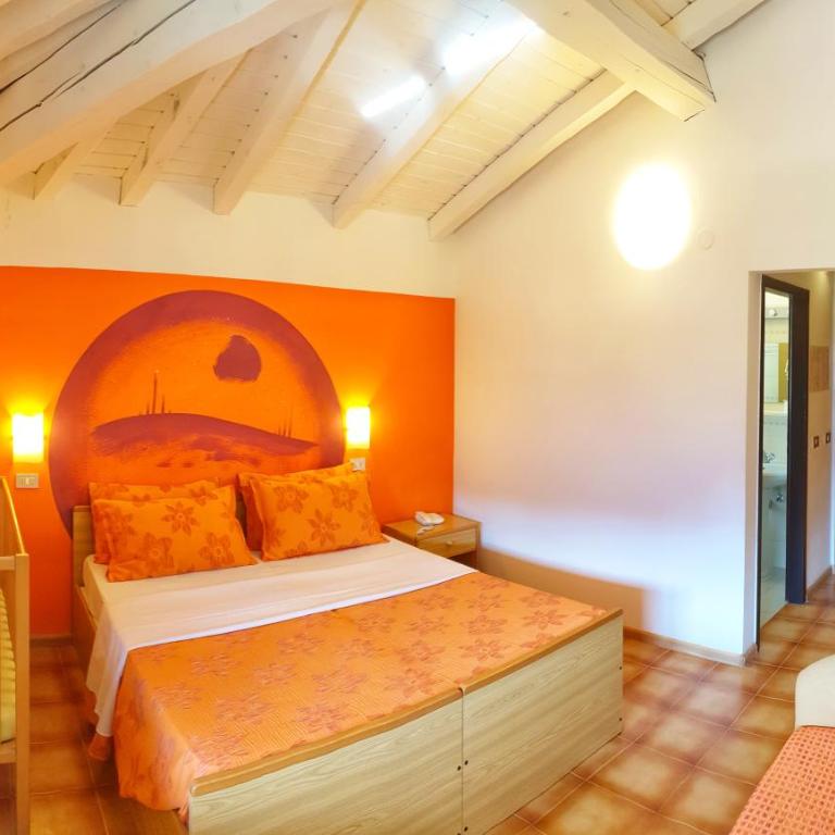 Family Hotel Primavera - Camera Familiare con Bagno Privato - 11