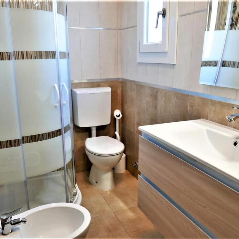 Fiorita - Two-Bedroom Apartment - 34