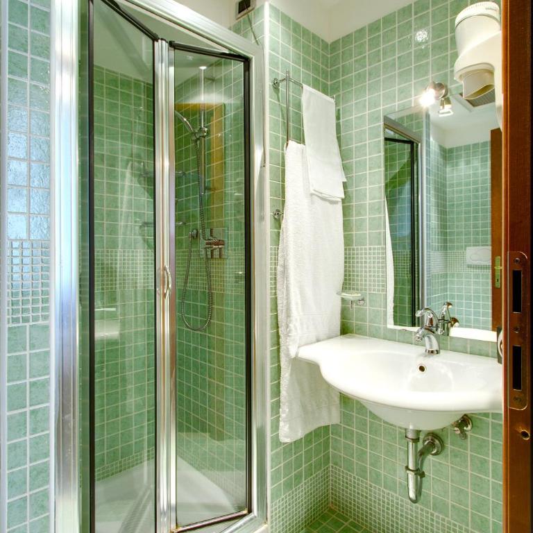 Hotel Corot - Single Room - 3