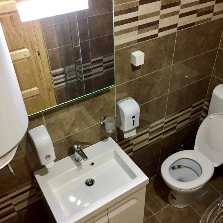 B&B Izvor - Bungalov sa 2 Spavaće Sobe - 1