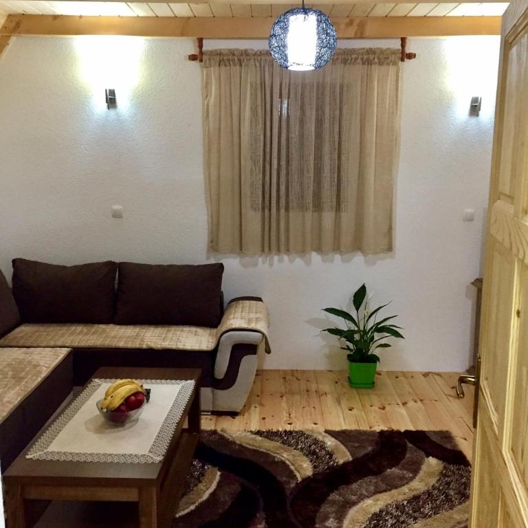 B&B Izvor - Bungalov sa 2 Spavaće Sobe - 7