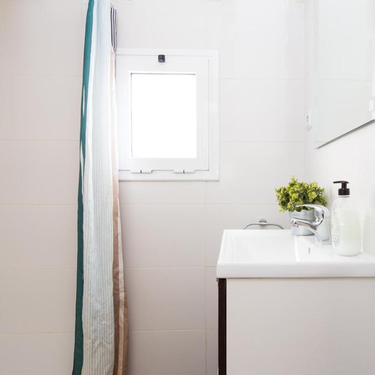 Key Plaza Universidad - Gran Via - Apartment - 4