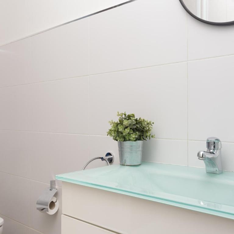 Key Plaza Universidad - Gran Via - Apartment - 7