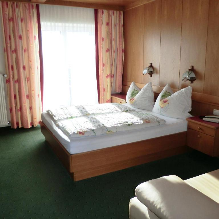 Alpenhotel Tauernstüberl - Vierbettzimmer - 1