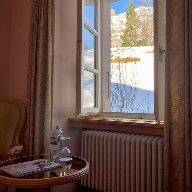 Thermal Hotels & Walliser Alpentherme Leukerbad - Einzelzimmer Maison Blanche - 2