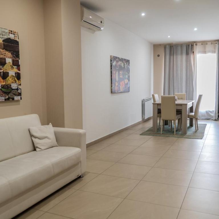 Residence Rapisardi by RECEPTIO - One-Bedroom Apartment with Balcony - 22