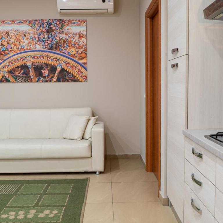 Residence Rapisardi by RECEPTIO - One-Bedroom Apartment with Balcony - 8
