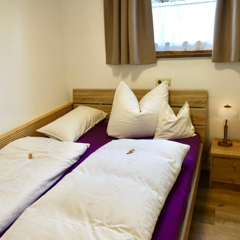 Ferienwohnung #4 mit Terrasse in zentraler dennoch ruhiger Lage - Stadtbus vor der Tür! - One-Bedroom Apartment - 10