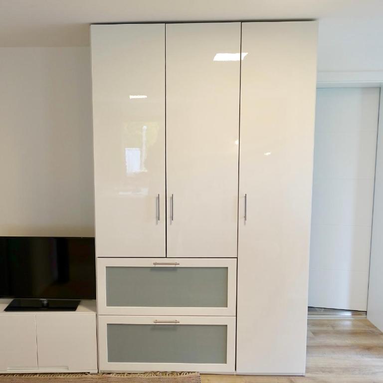 Ferienwohnung #4 mit Terrasse in zentraler dennoch ruhiger Lage - Stadtbus vor der Tür! - One-Bedroom Apartment - 6