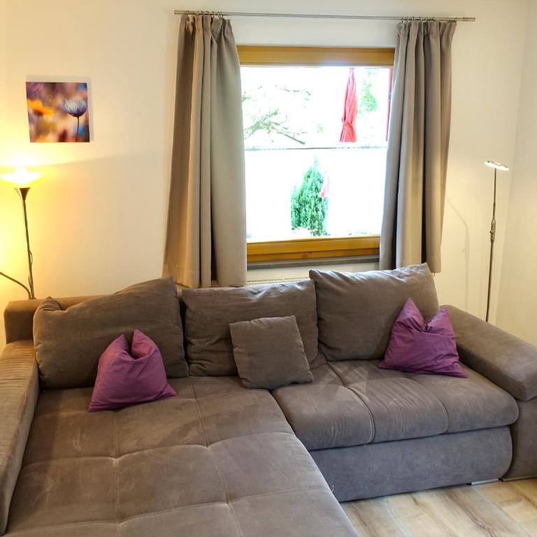 Ferienwohnung #4 mit Terrasse in zentraler dennoch ruhiger Lage - Stadtbus vor der Tür! - One-Bedroom Apartment - 5