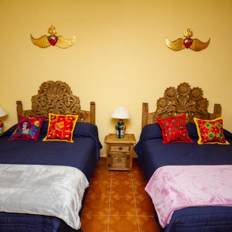 Posada Maria Luisa - Quadruple Room with Balcony - 1